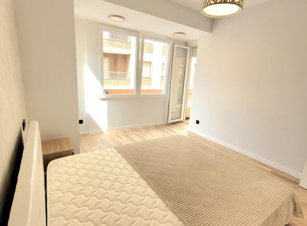 Resale - Apartment - Torrevieja - Beachside Torrevieja