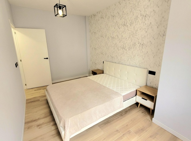 Resale - Apartment - Torrevieja - Beachside Torrevieja