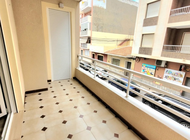 Resale - Apartment - Torrevieja - Beachside Torrevieja