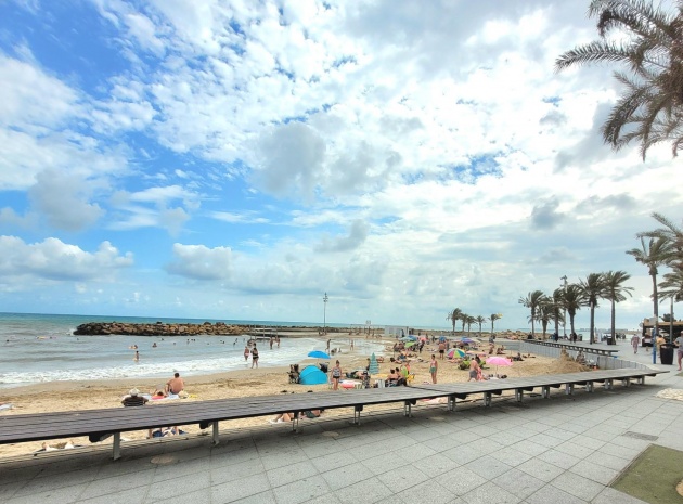 Resale - Apartment - Torrevieja - Beachside Torrevieja