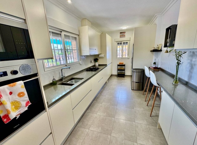 Återförsäljning - Country Property - Catral