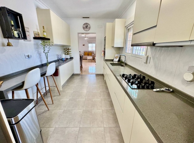 Återförsäljning - Country Property - Catral