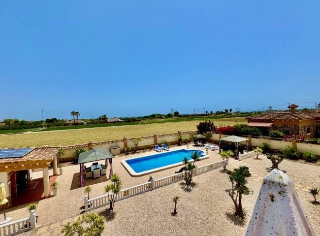 Återförsäljning - Country Property - Catral