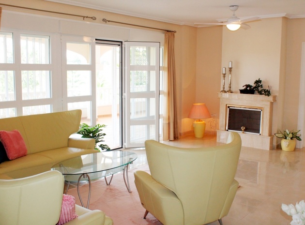 Resale - Villa - Campoamor