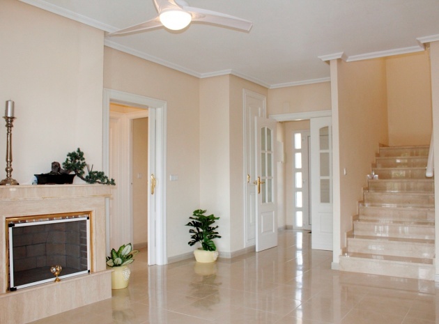 Resale - Villa - Campoamor