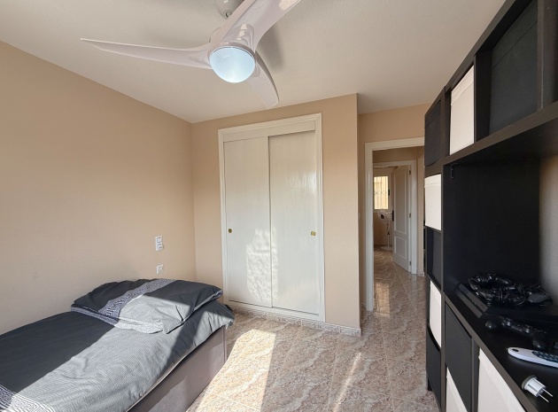 Resale - Apartment - Villamartin - bosque de las lomas