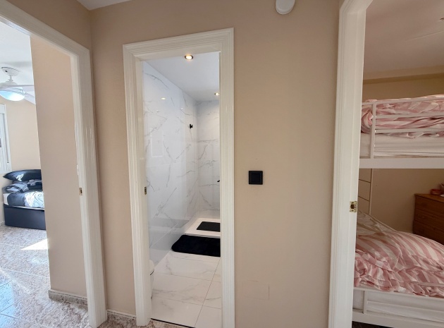 Resale - Apartment - Villamartin - bosque de las lomas