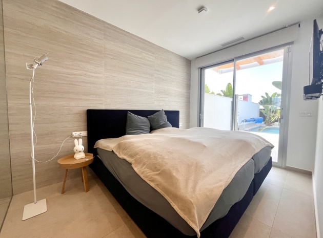 Revente - Villa - Los Montesinos - La Herrada