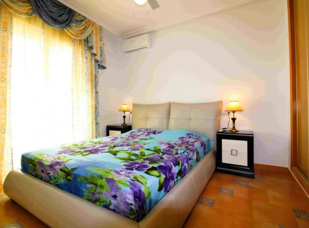 Revente - Villa - Orihuela Costa - Los Dolses