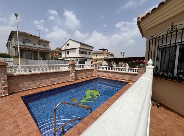 Wiederverkauf - Villa - Almoradi - almoradi