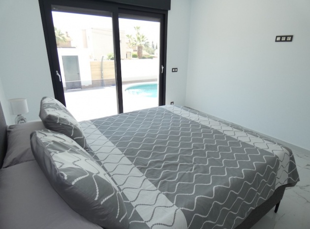 Resale - Villa - Ciudad Quesada