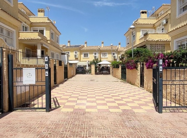 Resale - Townhouse - Los Altos - Mariblanca