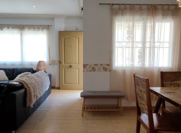 Resale - Townhouse - Los Altos - Mariblanca