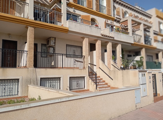 Resale - Apartment - Daya Vieja