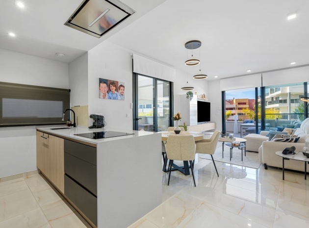 Resale - Apartment - Playa Flamenca - Res. Sunrise Deluxe