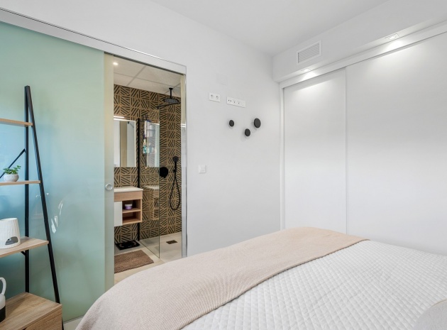 Resale - Apartment - Playa Flamenca - Res. Sunrise Deluxe