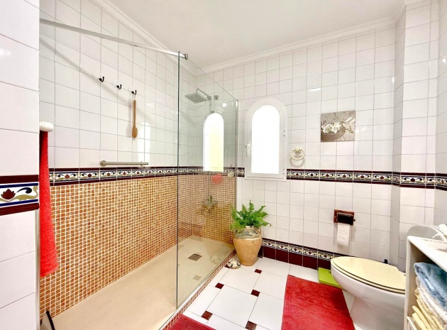 Återförsäljning - Villa - Villamartin