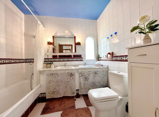 Återförsäljning - Villa - Villamartin