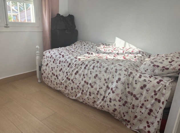 Resale - Villa - La Florida  - La Florida