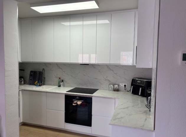 Resale - Villa - La Florida  - La Florida