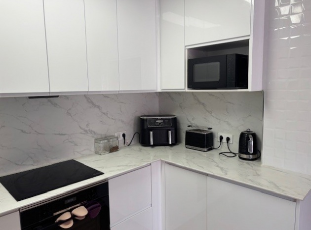 Resale - Villa - La Florida  - La Florida