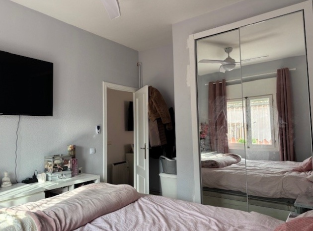 Resale - Villa - La Florida  - La Florida