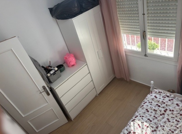 Resale - Villa - La Florida  - La Florida