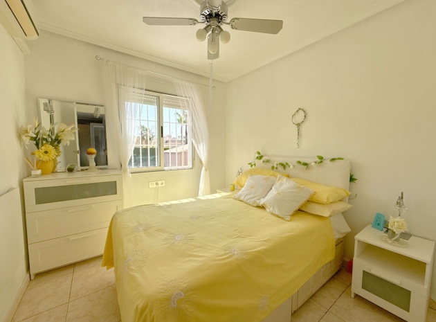 Wiederverkauf - Bungalow - Playa Flamenca - flamingo hills