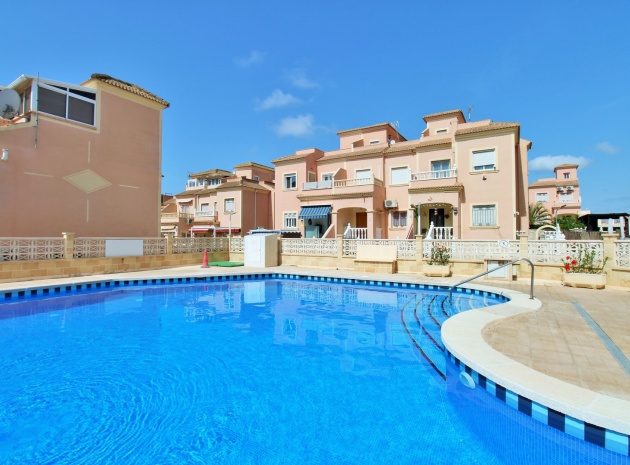 Wederverkoop - Villa - Playa Flamenca - pueblo caballero