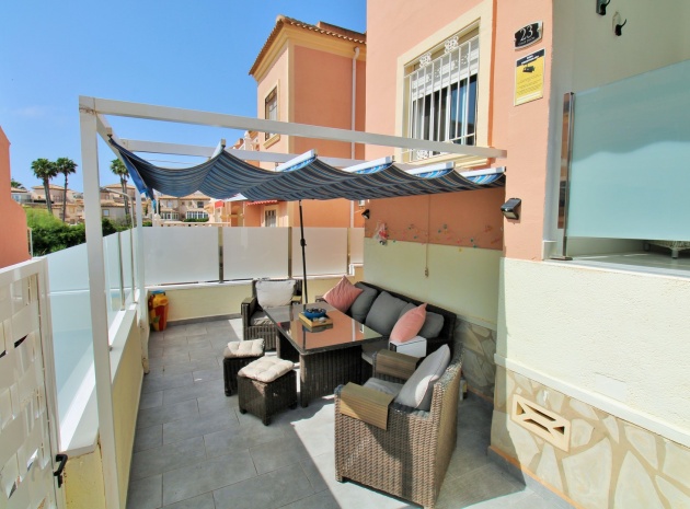 Wederverkoop - Villa - Playa Flamenca - pueblo caballero