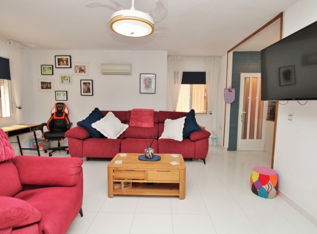 Wederverkoop - Villa - Playa Flamenca - pueblo caballero