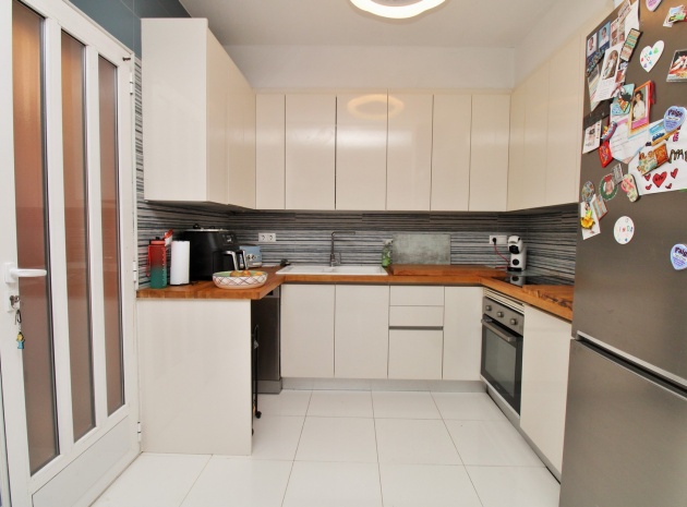 Wederverkoop - Villa - Playa Flamenca - pueblo caballero