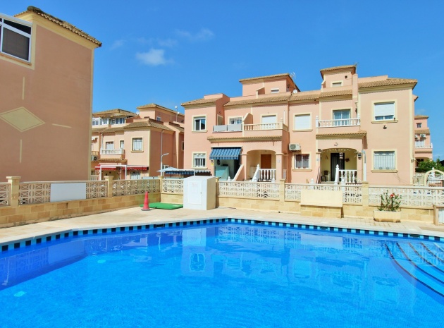 Wederverkoop - Villa - Playa Flamenca - pueblo caballero