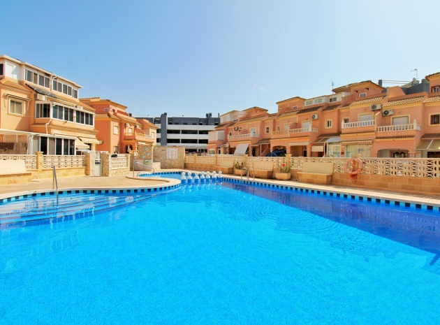 Wederverkoop - Villa - Playa Flamenca - pueblo caballero