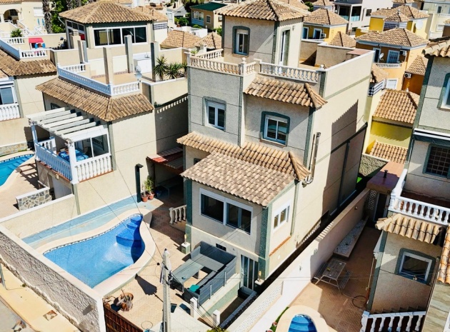 Wederverkoop - Villa - Villamartin - El Galan