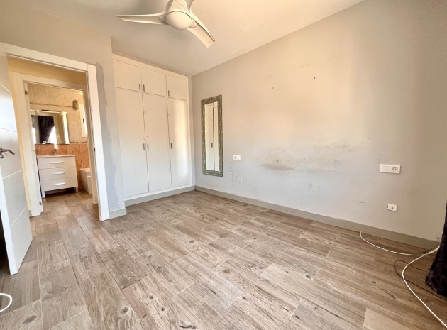 Wederverkoop - Villa - Villamartin - El Galan