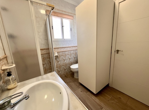 Wederverkoop - Villa - Villamartin - El Galan