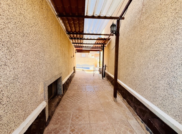 Wederverkoop - Villa - Villamartin - El Galan