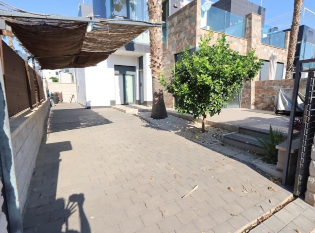 Återförsäljning - Villa - Cabo Roig - Lomas de Cabo Roig