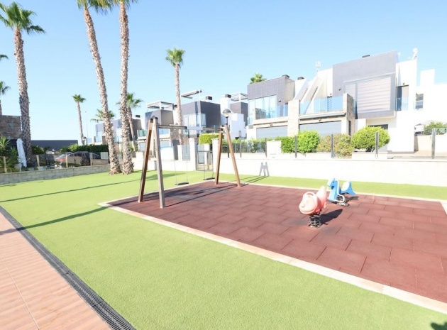 Återförsäljning - Villa - Cabo Roig - Lomas de Cabo Roig