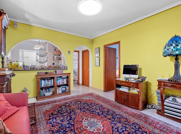 Resale - Townhouse - Ciudad Quesada