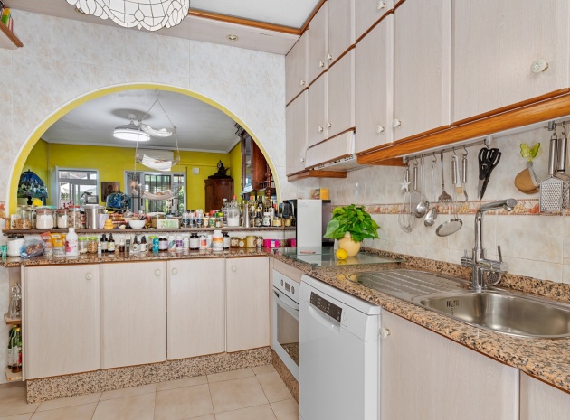 Resale - Townhouse - Ciudad Quesada