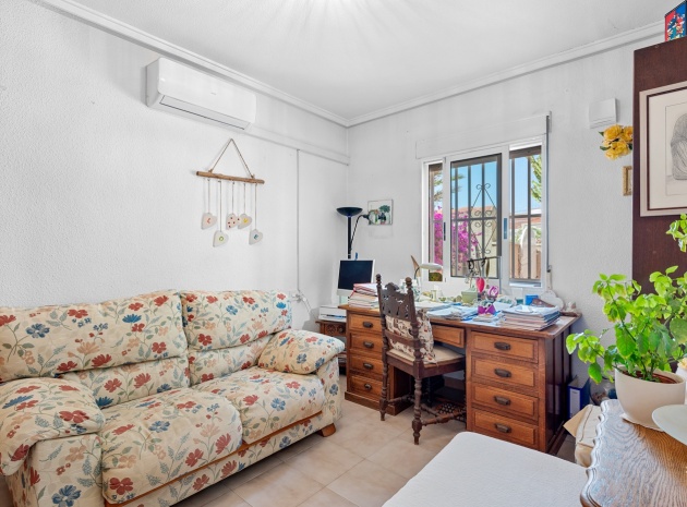 Resale - Townhouse - Ciudad Quesada