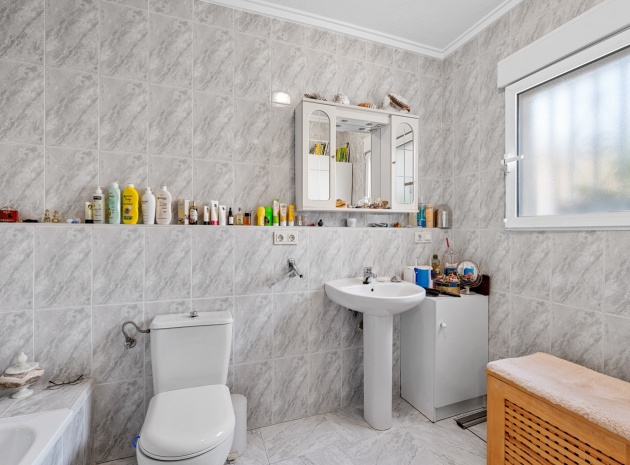 Resale - Townhouse - Ciudad Quesada