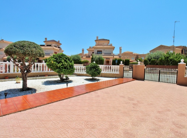 Revente - Villa - La Zenia - Villas San Jose
