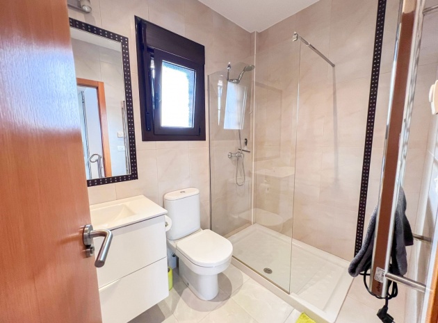 Återförsäljning - Villa - Ciudad Quesada