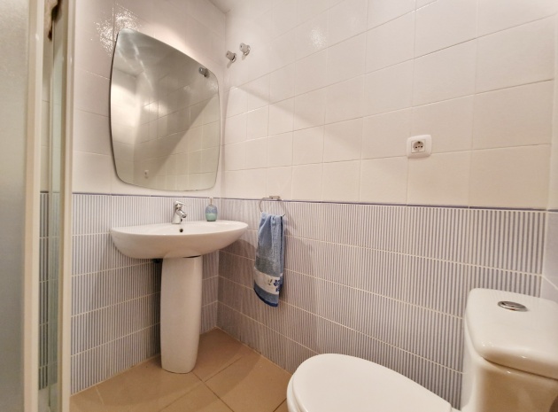 Resale - Apartment - Guardamar del Segura