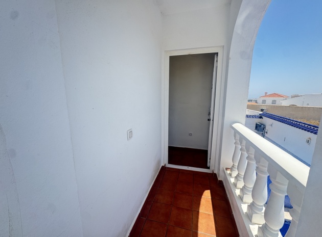 Resale - Townhouse - Villamartin - blue lagoon