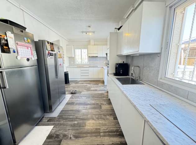 Återförsäljning - Villa - Ciudad Quesada