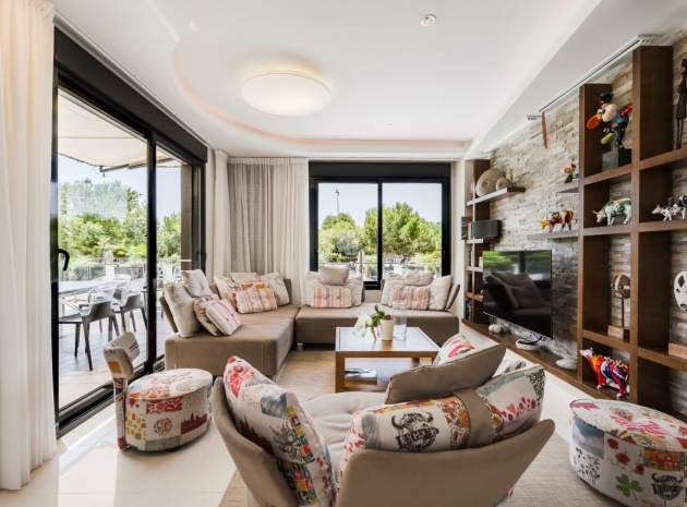 Resale - Villa - La Zenia